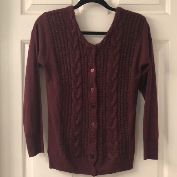 Button Back Cable Sweater - Sz XS - Picture 2 of 3